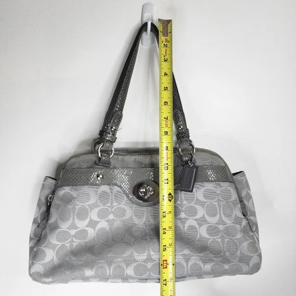 COACH Signature Penelope Shoulder Bag. - Picture 11 of 16